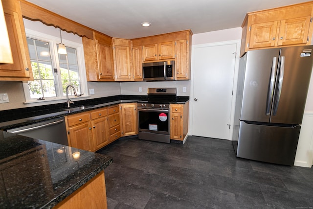 144 Fiesta Hts, Meriden, CT 06451 - kitchen featuring appliances with stainless steel finishes, a sink, dark stone counters, and recessed lighting