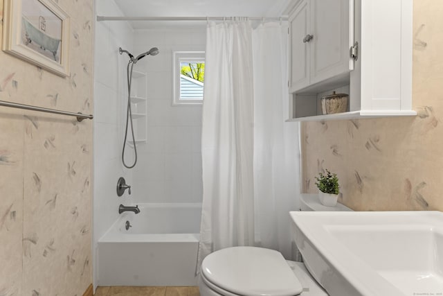 21 Roosevelt Blvd, Enfield, CT 06082 - bathroom with toilet and shower / tub combo