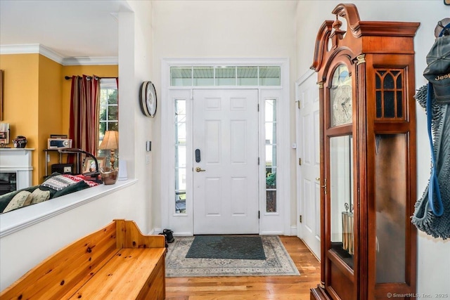 21 Woodcrest Ln Unit 21, Danbury, CT 06810 - entrance foyer featuring crown molding and wood finished floors