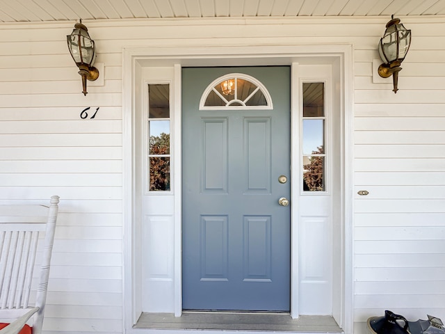 property entrance with a porch