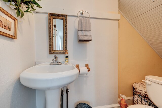 2951 Winsted Rd, Torrington, CT 06790 - half bath with toilet