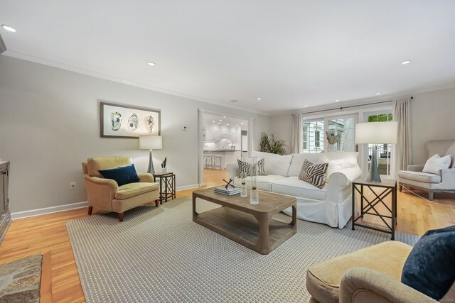 6 Weathervane Hl, Westport, CT 06880 - living room featuring ornamental molding, light wood-style flooring, recessed lighting, and baseboards