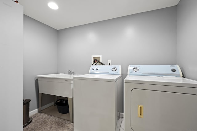 201 Orchard Ave, Newington, CT 06111 - laundry area featuring washer and clothes dryer and baseboards