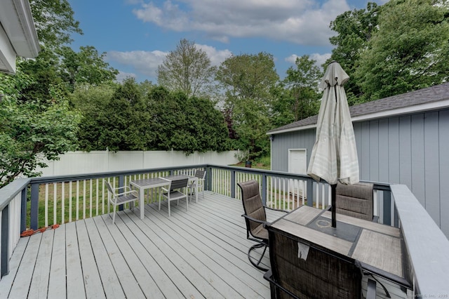 140 College Ave, Torrington, CT 06790 - deck with outdoor dining area