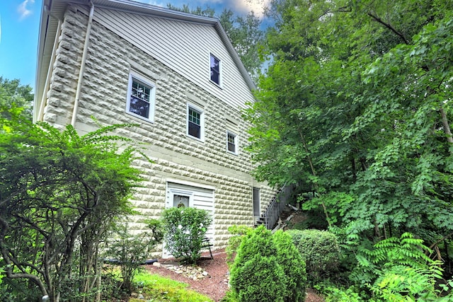 24 Wall St, Shelton, CT 06484 - view of side of home