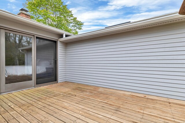7 Old Black Point Rd, East Lyme, CT 06357 - view of deck