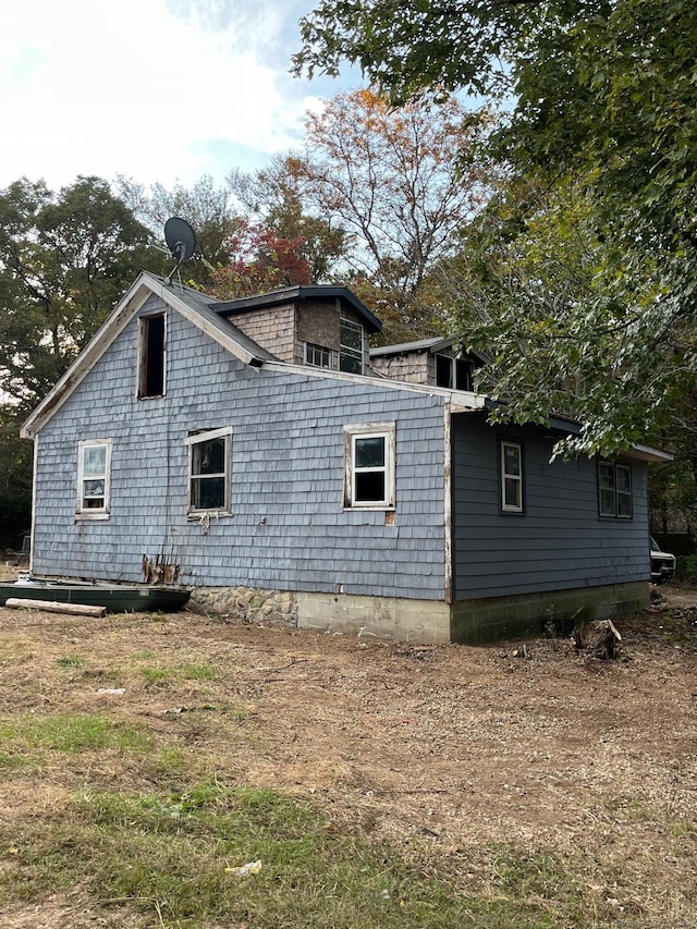 view of property exterior