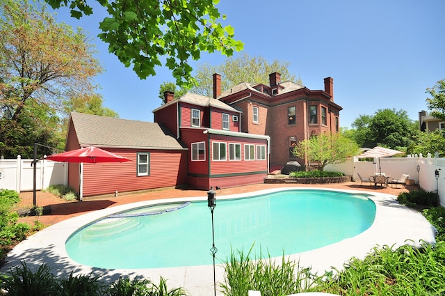 1123 Windsor Ave, Windsor, CT 06095 - view of pool featuring a fenced backyard, a hot tub, and a patio