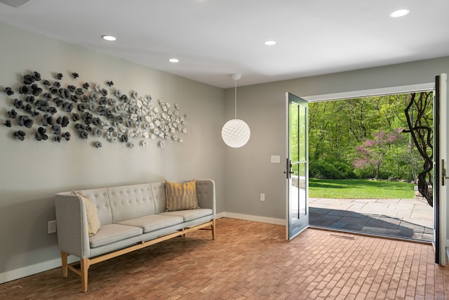 1580 Ponus Rdg, New Canaan, CT 06840 - sitting room featuring baseboards, recessed lighting, and brick patterned floors