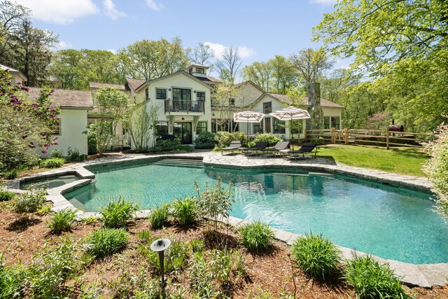 1580 Ponus Rdg, New Canaan, CT 06840 - view of pool with a patio and a pool with connected hot tub