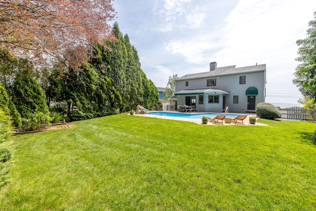 919 Pequot Ave, New London, CT 06320 - view of yard with a patio area