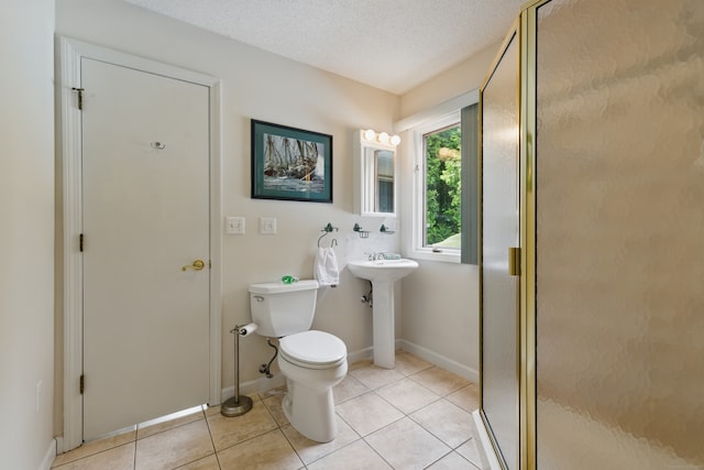 919 Pequot Ave, New London, CT 06320 - bathroom featuring a shower stall and tile patterned floors
