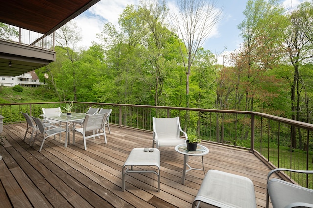 88 Green Ln, Ridgefield, CT 06877 - deck featuring outdoor dining area