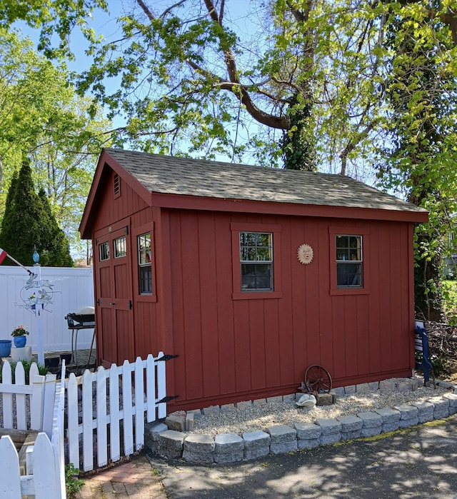 exterior space with fence