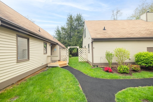 7 Copper Hill Dr Unit 7, Guilford, CT 06437 - view of yard with a deck
