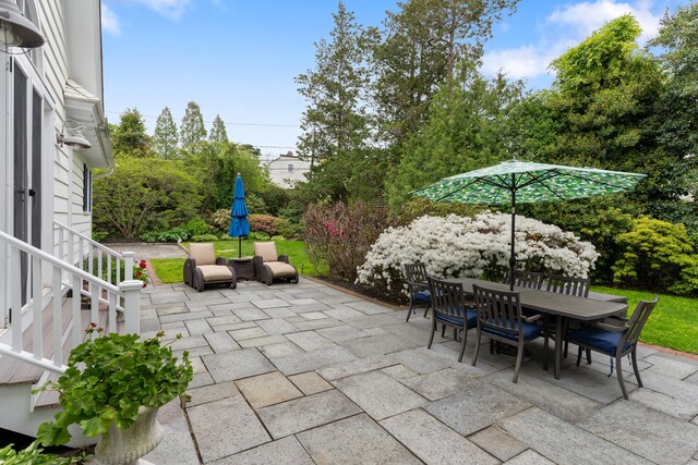 138 Ocean Dr W, Stamford, CT 06902 - photo 38