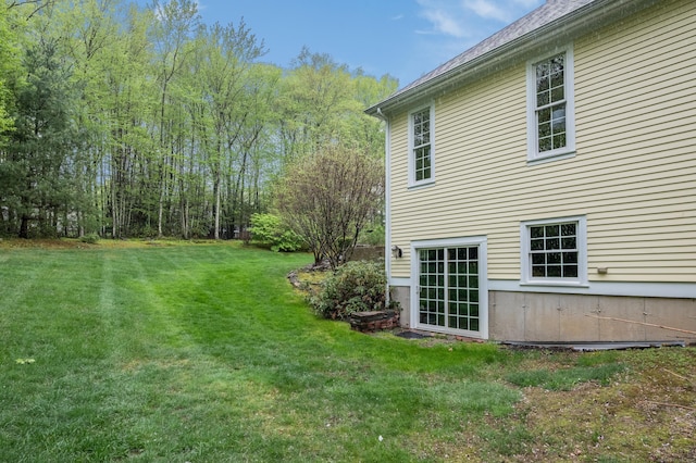 view of grassy yard