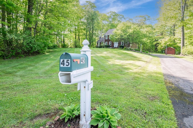 45 Wolf Pit Rd, Southbury, CT 06488 - exterior view of driveway