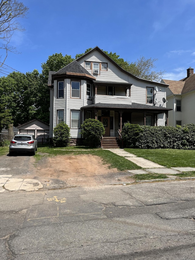 31 Greenwood St, New Haven, CT 06519 - view of front of house with a porch