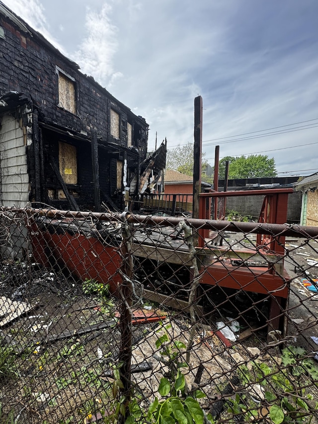 85 Pierpont St, New Haven, CT 06513 - back of property featuring mansard roof