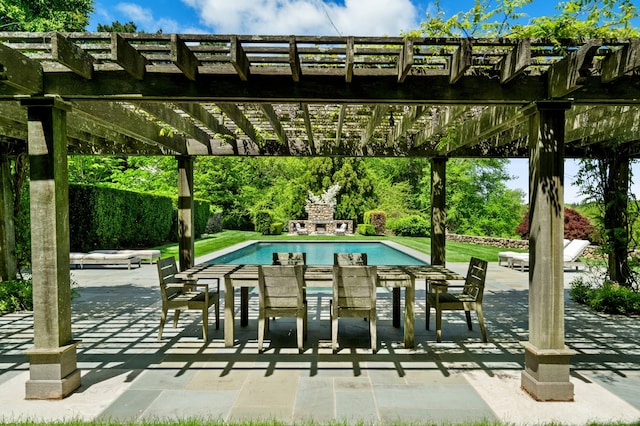 945 Oenoke Rdg, New Canaan, CT 06840 - view of pool featuring a pergola and a patio