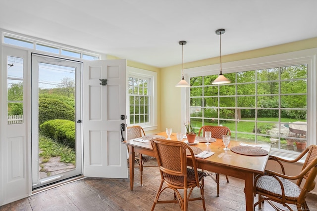 455 E St, Middletown, CT 06457 - dining area featuring hardwood / wood-style flooring
