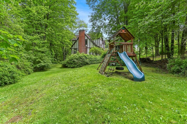 2 Kramer Ln, Weston, CT 06883 - view of play area featuring a yard