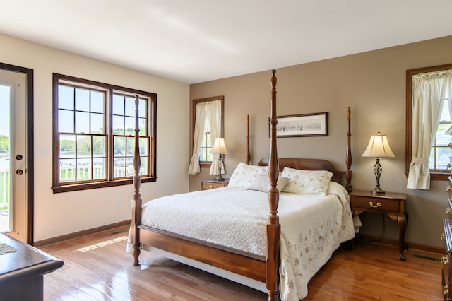 23 Hefflon Farm Rd, Old Lyme, CT 06371 - bedroom featuring light wood-type flooring and baseboards