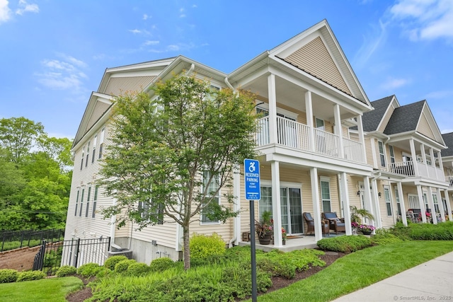 1022 Country View Rd Unit 1022, Danbury, CT 06810 - view of front of house with covered porch and a balcony