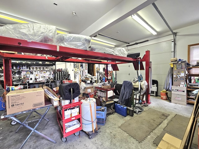 69 Elmdale Rd, Canterbury, CT 06331 - garage featuring a workshop area