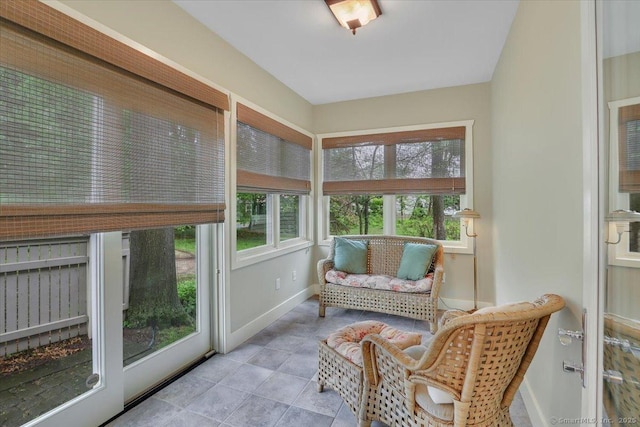sunroom with baseboards