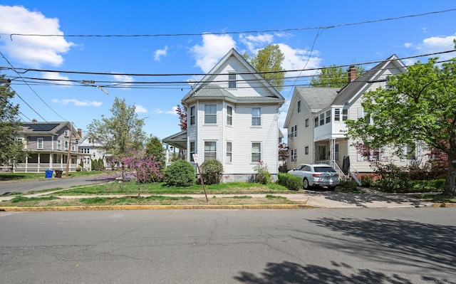 175 Lincoln St, Middletown, CT 06457 - victorian house with a residential view