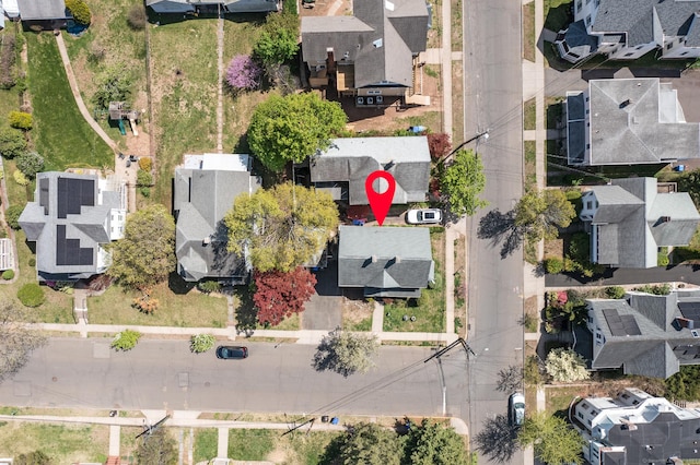 175 Lincoln St, Middletown, CT 06457 - aerial view with a residential view