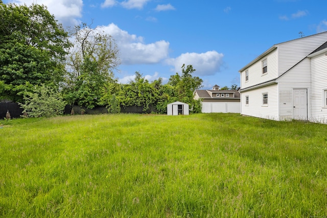 81 Summit St, Southington, CT 06489 - view of yard