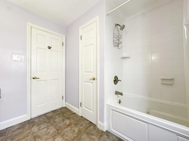 870 Lakeside Dr, Bridgeport, CT 06606 - full bathroom featuring baseboards and shower / bathing tub combination