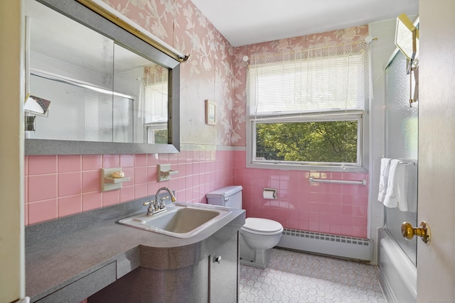 37 Shawnee Rd, Trumbull, CT 06611 - full bath with baseboard heating, a sink, wallpapered walls, a wainscoted wall, and toilet