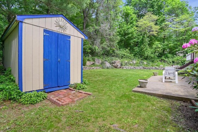 37 Shawnee Rd, Trumbull, CT 06611 - view of green lawn with a patio area