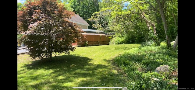 37 Shawnee Rd, Trumbull, CT 06611 - view of yard