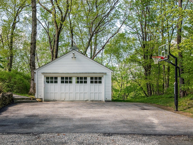 view of detached garage