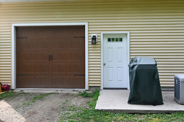 5 Kies Rd, Killingly, CT 06239 - property entrance with driveway