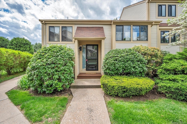 view of townhome / multi-family property