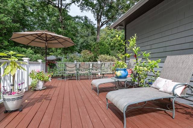 6 Shadow Ln, Norwalk, CT 06851 - wooden deck with outdoor dining area
