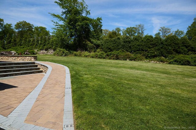 17 Grays Farm Rd, Weston, CT 06883 - view of grassy yard