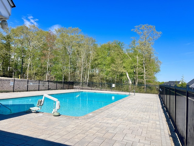 20 Peach Ln, East Lyme, CT 06333 - community pool with a patio area