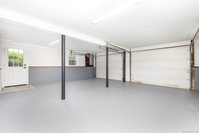 8 Tyrell Dr, Wolcott, CT 06716 - view of garage
