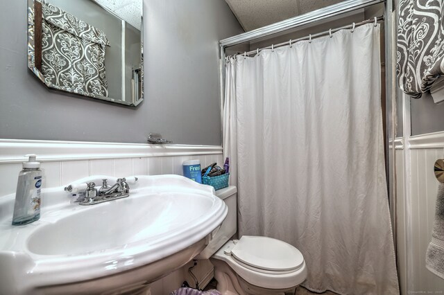 1005 Bassett Rd, Watertown, CT 06795 - photo 29