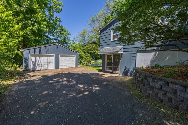 288 Berlin St, Southington, CT 06489 - photo 31