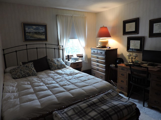 bedroom featuring carpet floors