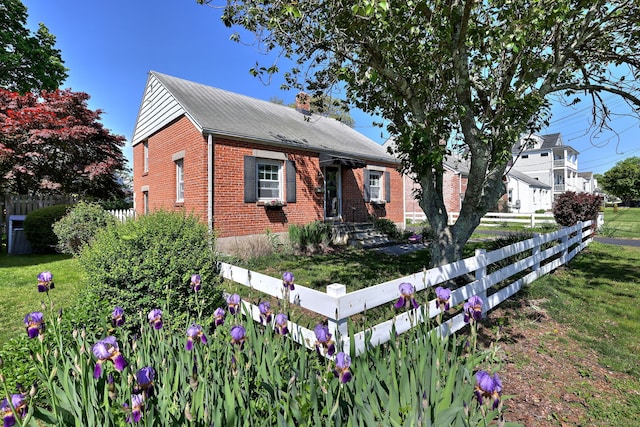 172 Alden St, Fairfield, CT 06824 - bungalow-style home with brick siding
