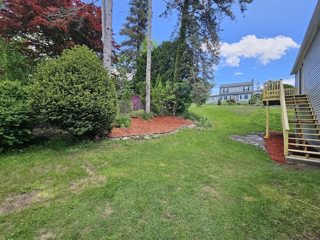 1 Arlington Hts, Norwich, CT 06360 - view of grassy yard with stairway